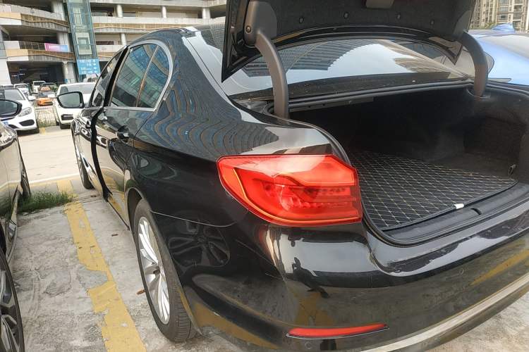 Used BMW 5 Series New Energy 2020 530Le Luxury Package Exterior 2