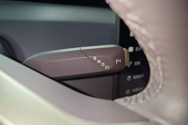 Used Avatr 12 2025 Year Updated Max All-Electric Version Gear Lever