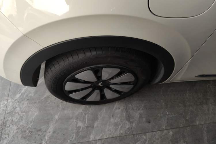 Used Wuling Bingo 2023 410 km Lingxi Deluxe Edition