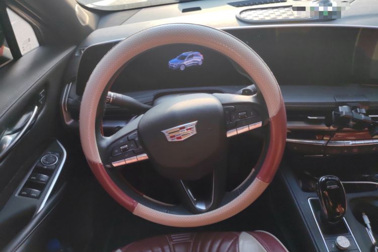 Used Cadillac XT4 2024 28T Two-Wheel-Drive Luxury Version