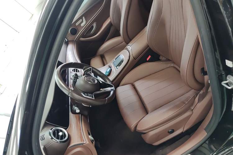 Used Mercedes-Benz E-Class New Energy 2022 Facelift E 350 e L Plug-in Hybrid Sedan
