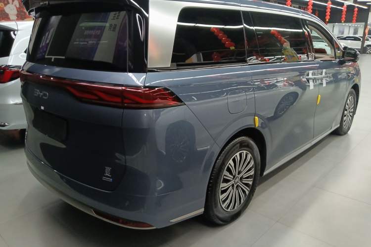 Used BYD Xia 2025 DM-i 1.5T 180km Excellence Model
