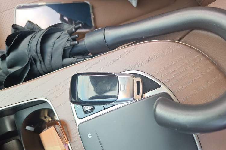 Used Mercedes-Benz E-Class 2023 Updated E 300 L Fashion Edition Vehicle Key