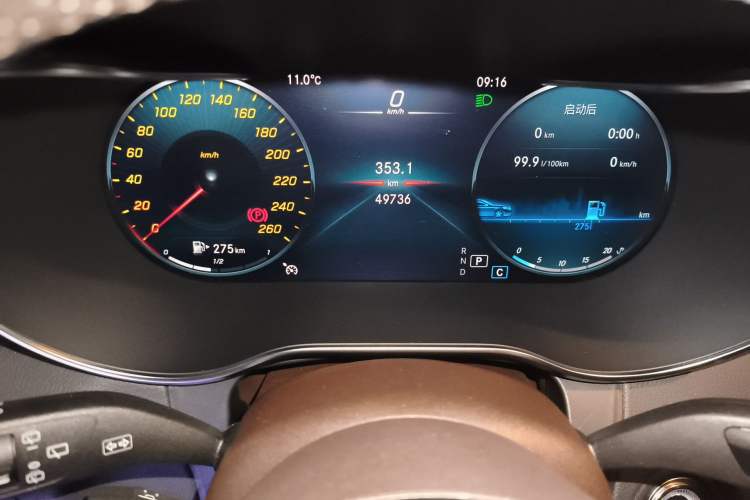 Used Mercedes-Benz GLC 2021 GLC 260 L 4MATIC Luxury Model Odometer Close Up