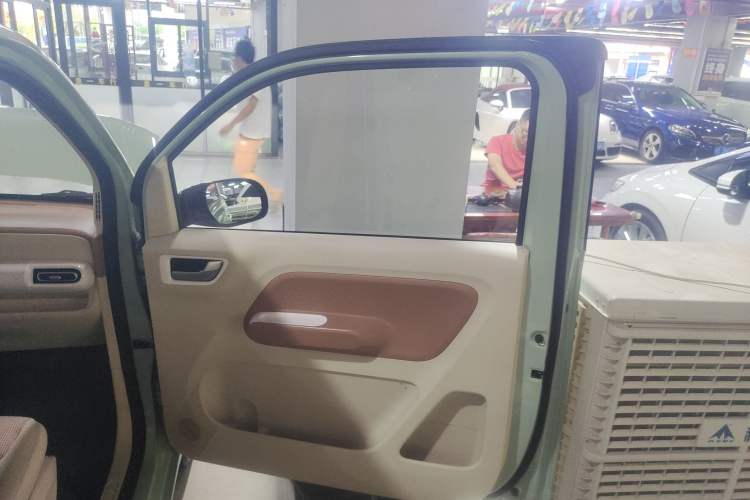 Used Wuling Hongguang MINIEV 2024 3rd Generation 215km Youth Edition
