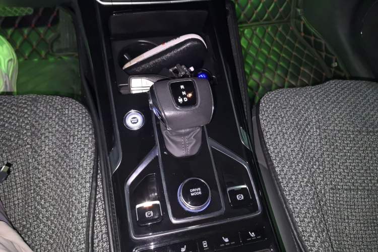 Used Hongqi HS5 2022 2.0T Smart Connect Flagship Edition
