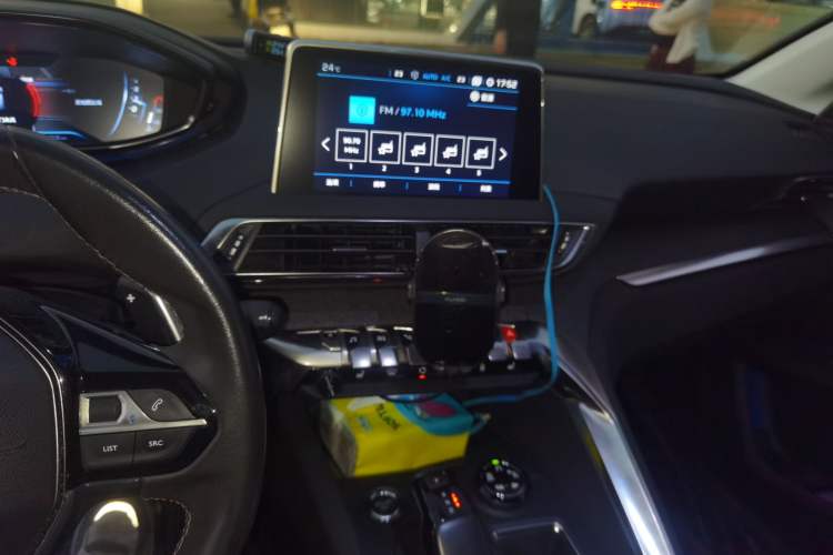 Used Peugeot 5008 2017 380THP 7-Seater Luxury Edition