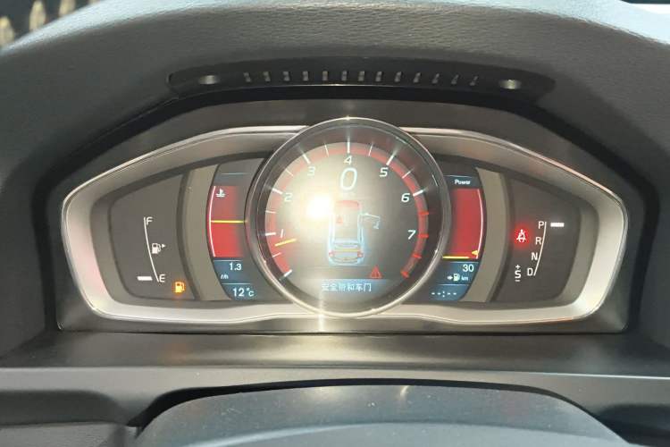 Used Volvo V60 2014 T5 Zhiya Edition