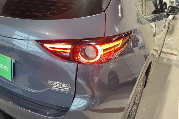 Used Mazda CX-5 2021 2.5L Automatic 4x4 Flagship Edition Exterior 3