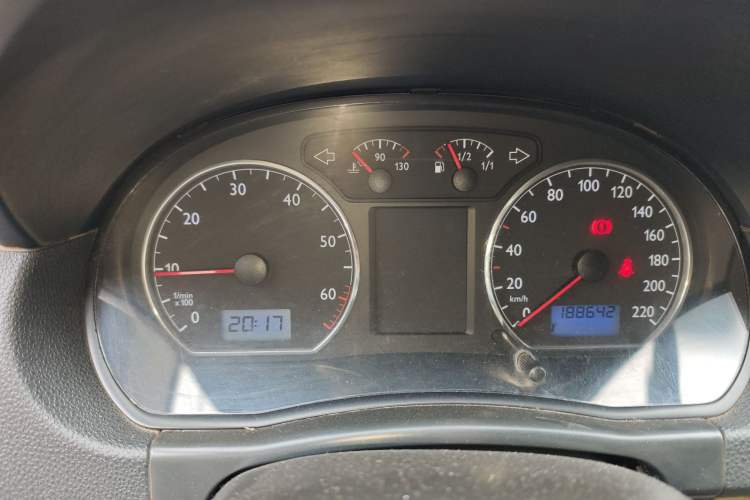 Used Volkswagen Polo 2011 Jingqu 1.4L Manual Sile Edition
