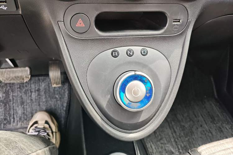 Used ORA Black Cat 2021 351 km Luxury Version Gear Lever