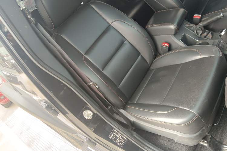 Used BAIC Off-Road BJ40 2016 40L 2.0T Manual All-Wheel Drive Prestige Edition