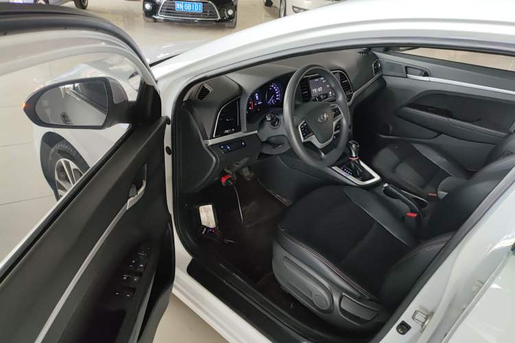Used Hyundai Elantra (6th Generation / Lingdong) 2016 1.6L Automatic ZhiXuan – Elite Version
