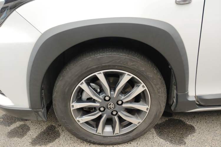 Used Toyota YARiS L Zhi Xuan 2022 X-Trail 1.5L CVT Luxury PLUS Edition