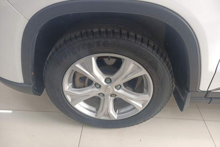 Used Bisu T5 2017 1.5T Manual Comfort Model Left Front Wheel Hub