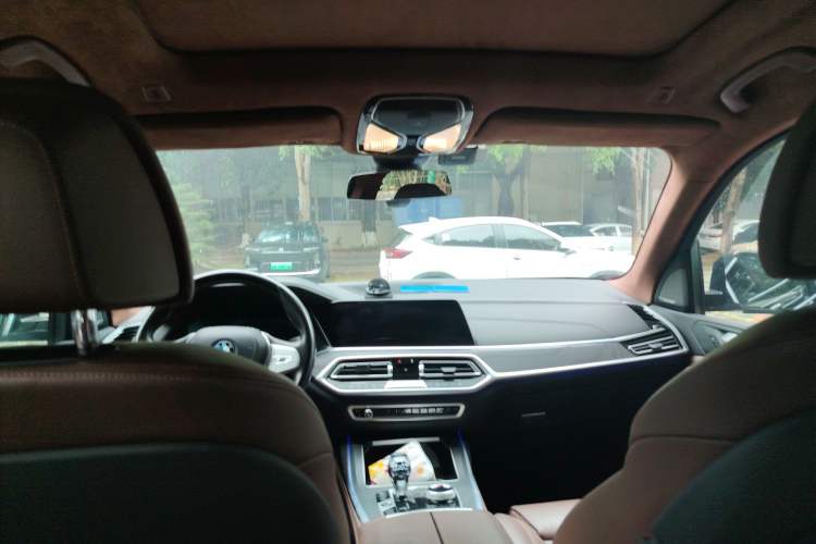 Used BMW X7 2020 xDrive40i Luxury Package with Leading Features Headliner