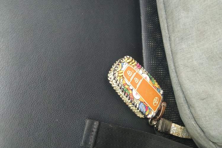 Used Toyota IZOA 2020 2.0L Yichi Version