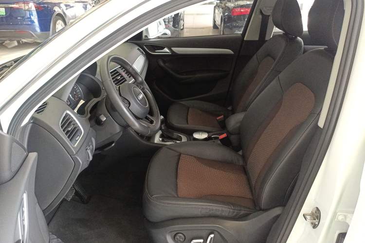 Used Audi Q3 2017 35 TFSI Fashion Model
