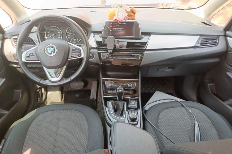 Used BMW 2 Series Active Tourer 2016 218i Leading Model Center Console