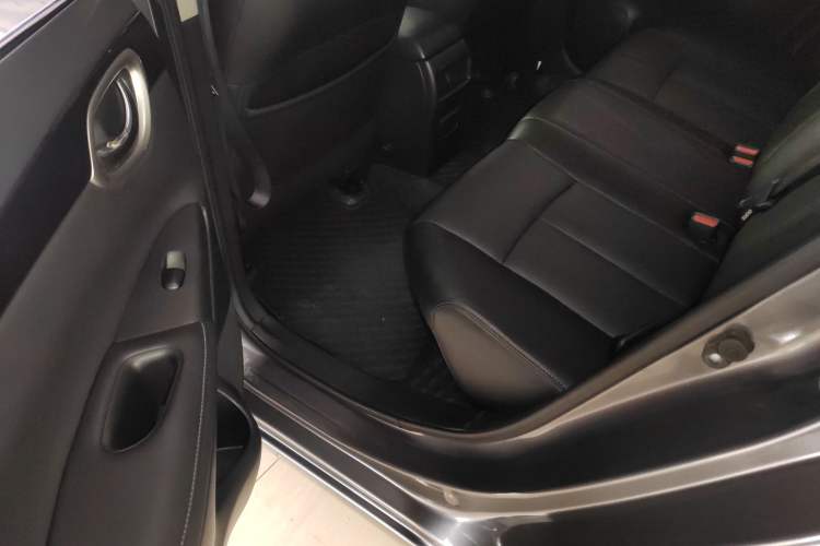 Used Nissan Sylphy 2016 1.6 XL CVT Deluxe Edition Left Rear Seat