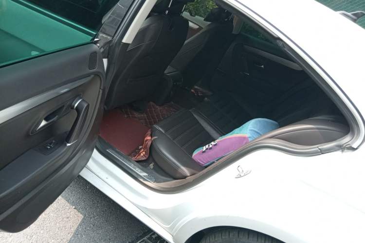 Used Volkswagen FAW-Volkswagen CC 2016 1.8TSI Luxury Model Left Rear Seat