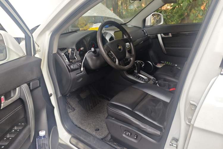 Used Chevrolet Captiva 2014 2.4L Two-Wheel Drive Urban Version 7 Seats
