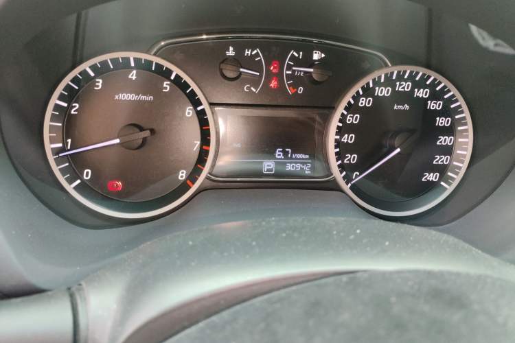 Used Nissan Sylphy 2022 Classic 1.6XE CVT Comfort Edition Odometer Close Up