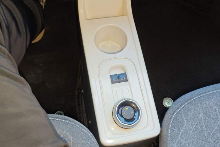 Used Geely Galaxy Panda 2024 Panda Mini 200km Endurance Bear