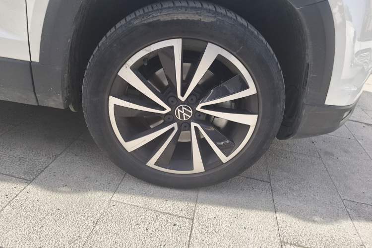 Used Volkswagen Tharu 2022 280TSI Two-Wheel-Drive Luxury Edition