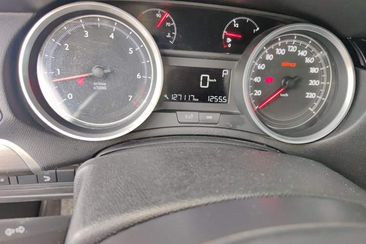 Used Peugeot 408 2014 1.8L Automatic Luxury Edition Odometer Close Up