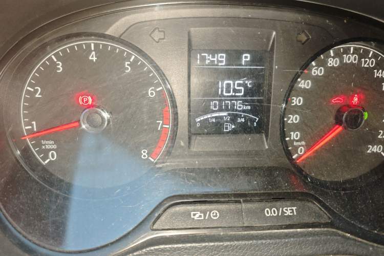 Used Volkswagen Polo 2016 1.4L Cross Polo Automatic Odometer Close Up