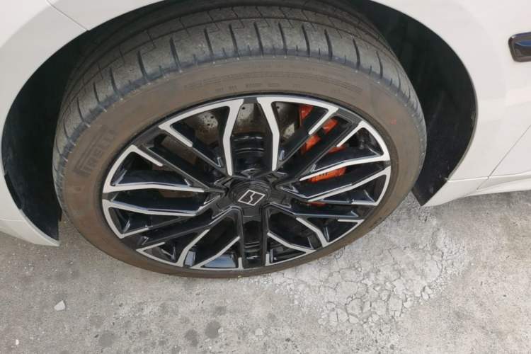 Used Zeekr 001 2025 YOU Edition 100 kWh All-Wheel Drive
