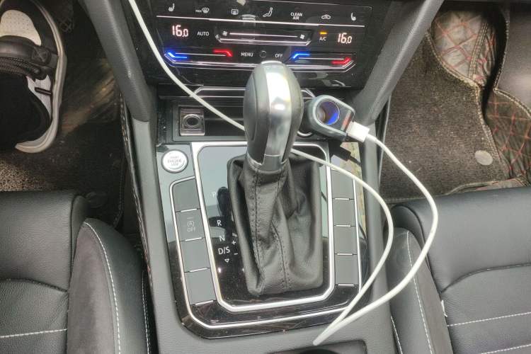 Used Volkswagen Magotan 2020 330TSI DSG Leading Model
