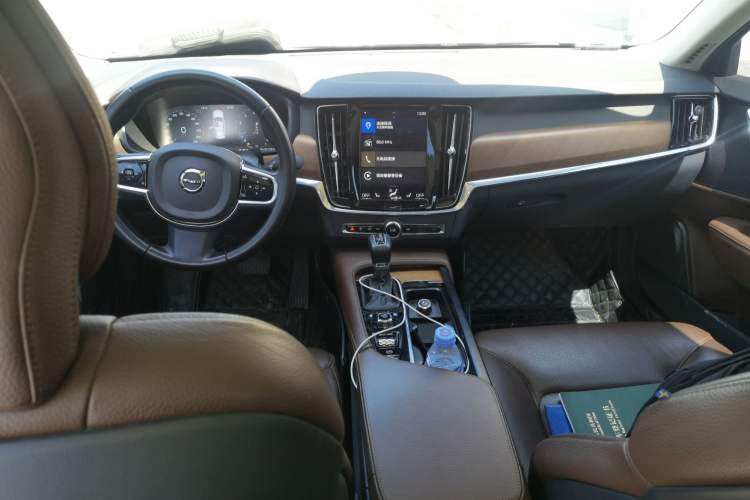 Used Volvo S90 2019 T5 Zhiyi Edition
