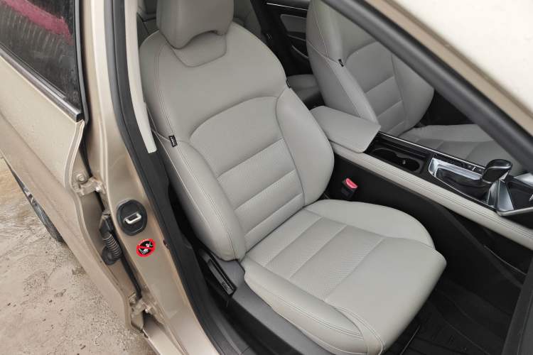 Used Geely Auto Binray 2018 14T CVT Binyi Edition