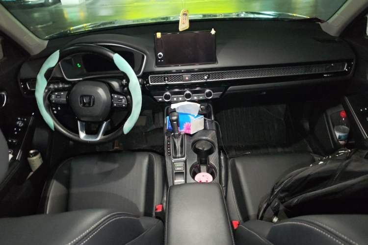 Used Honda Civic 2022 240TURBO CVT Dynamic Control Version Center Console