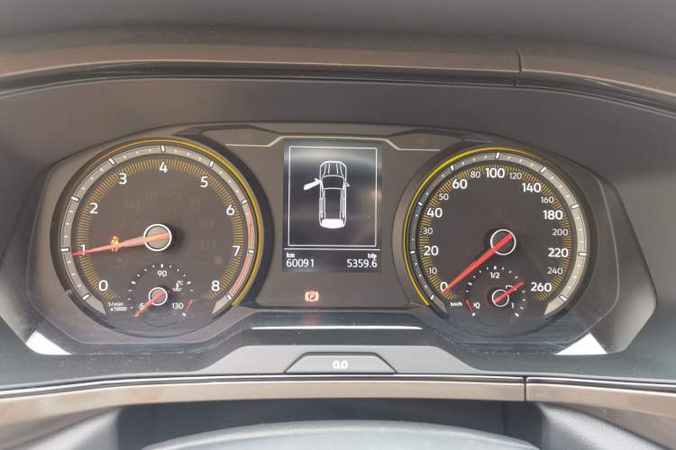 Used Volkswagen Tharu 2020 280TSI Two-Wheel Drive Luxury Edition China VI Standard