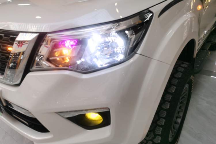 Used Nissan Terra 2020 2.5L XL Upper 4WD Automatic Four-Wheel Drive Luxury Edition Left Front Headlight