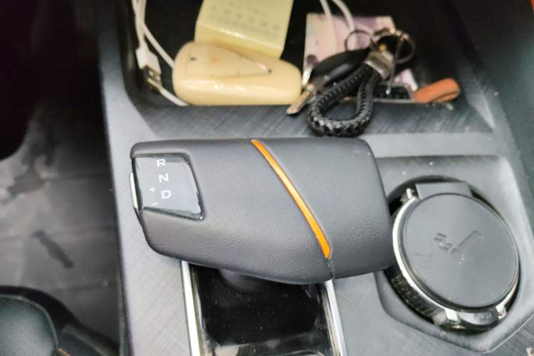 Used Changan UNI-V 2022 1.5T Prestige Version
