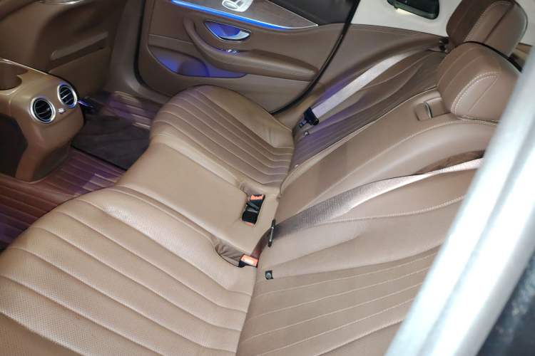 Used Mercedes-Benz E-Class 2020 Restyled E 300 L Exclusive Edition Left Rear Seat