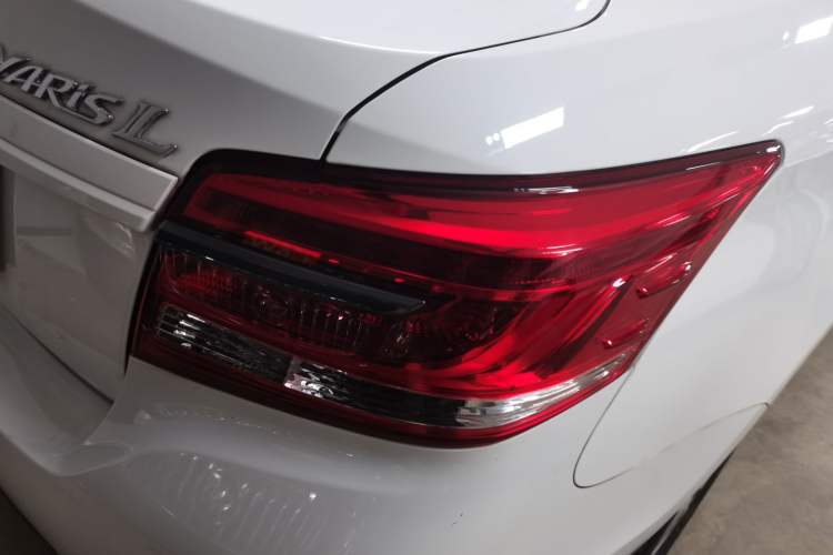 Used Toyota YARiS L Zhi Xiang 2017 1.5G CVT Xuan Dong Skyroof Edition Right Rear Taillight