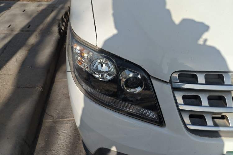 Used CHANGAN KAICHENG Ounuo S 2014 1.5L Base Version Right Front Headlight