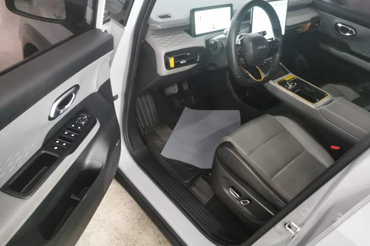 Used AION Y 2022 70 Tech Edition Lithium Iron Phosphate