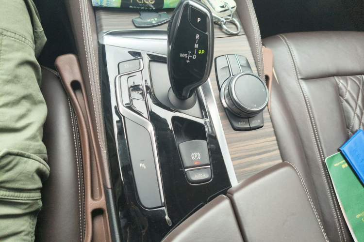 Used BMW 5 Series 2018 Revised Version 530Li Leading Edition Luxury Package
