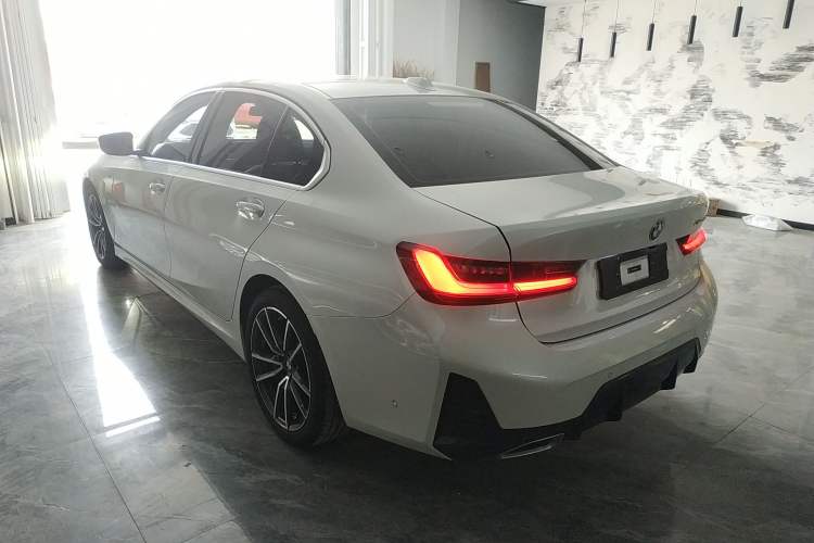 Used BMW 3 Series 2023 325Li M Sport Package Rear Left 45 Deg