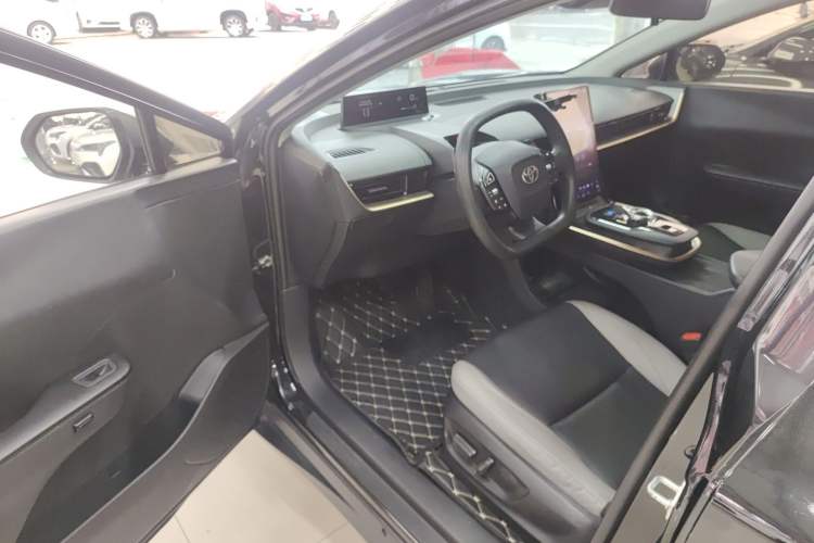 Used Toyota bZ3 2023 517 km Elite PRO Driver Seat