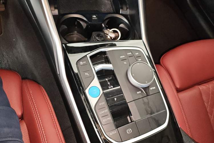 Used BMW i3 2024 eDrive 35 L
