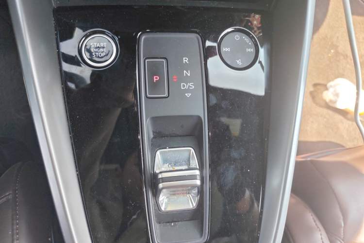 Used Audi A3 2022 Sportback 35 TFSI Fashionable Sports Model Gear Lever