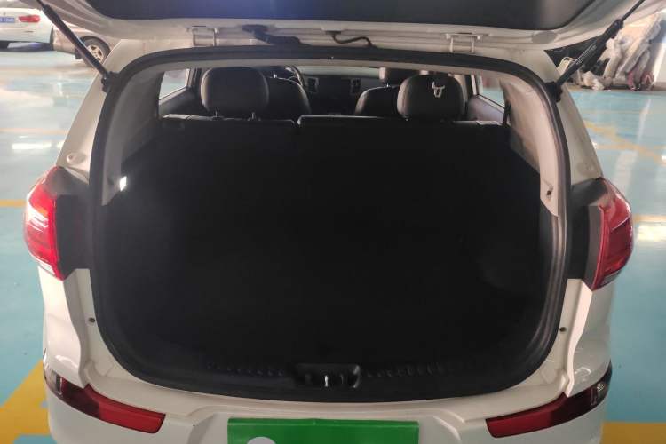 Used Kia Sportage R 2016 2.0L Manual Two-Wheel Drive GL Trim
