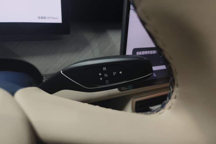 Used Chery Fengyun T9 2024 120 Long-Range Comfort Version 7 Seats Lithium Iron Phosphate Gear Lever